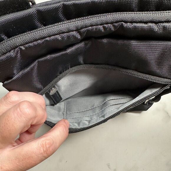 ETA Everyday Travel Adventure Multi-Pocket Black Crossbody Purse Lightweight Bag - Picture 9 of 14